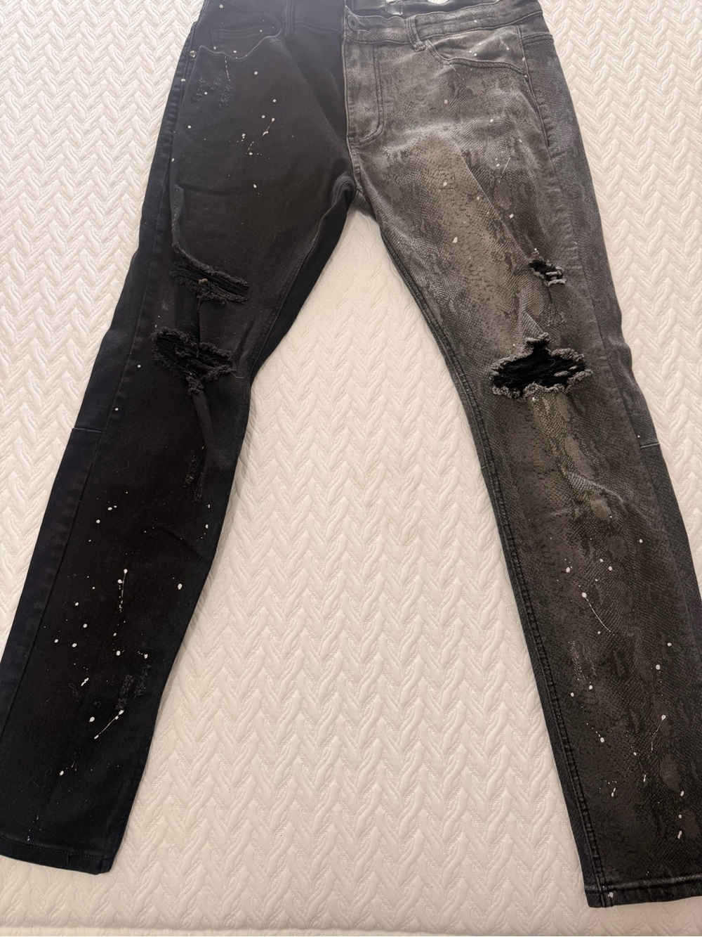 Men's Two-Tone Distressed Skinny Jeans in Black and Charcoal